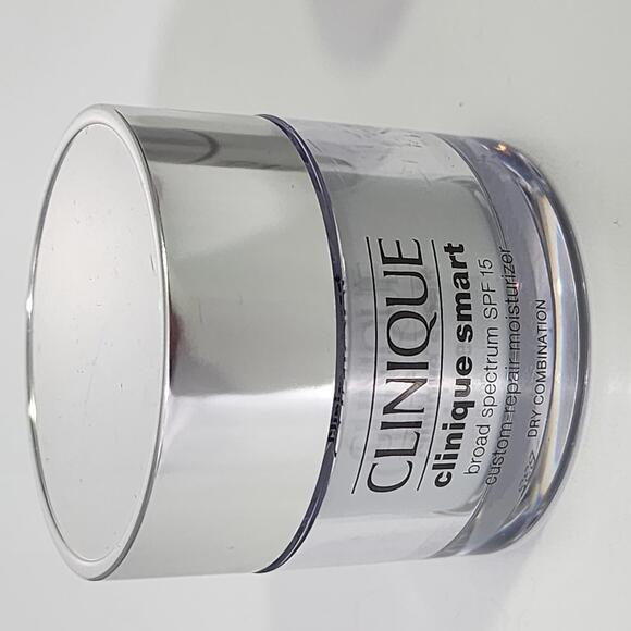 Clinique Smart Broad Spectrum SPF 15 Custom-Repair Moisturizer - Dry Combination